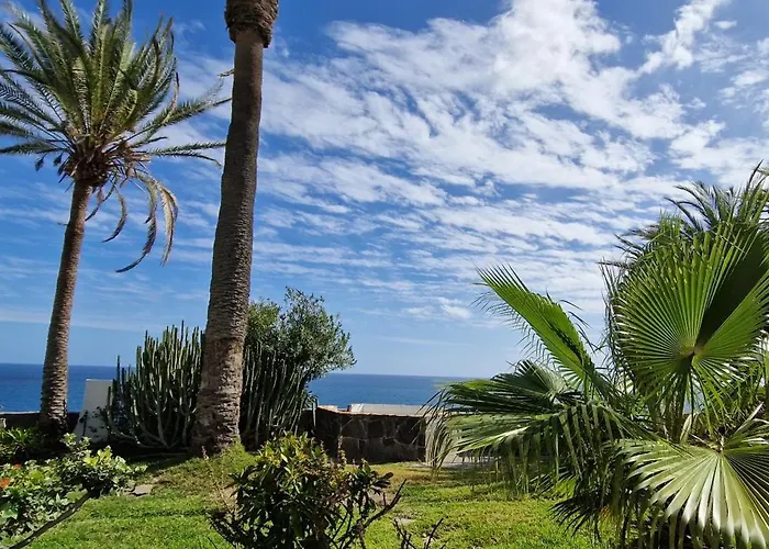 Appartamento Monte Del Moro Sea Front View *